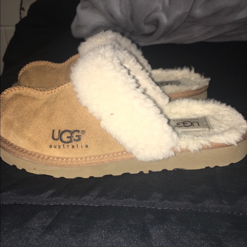 Ugg II Cozy Slippers